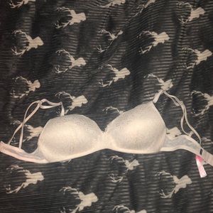 Brand new lightly padded Victoria’s Secret bra!